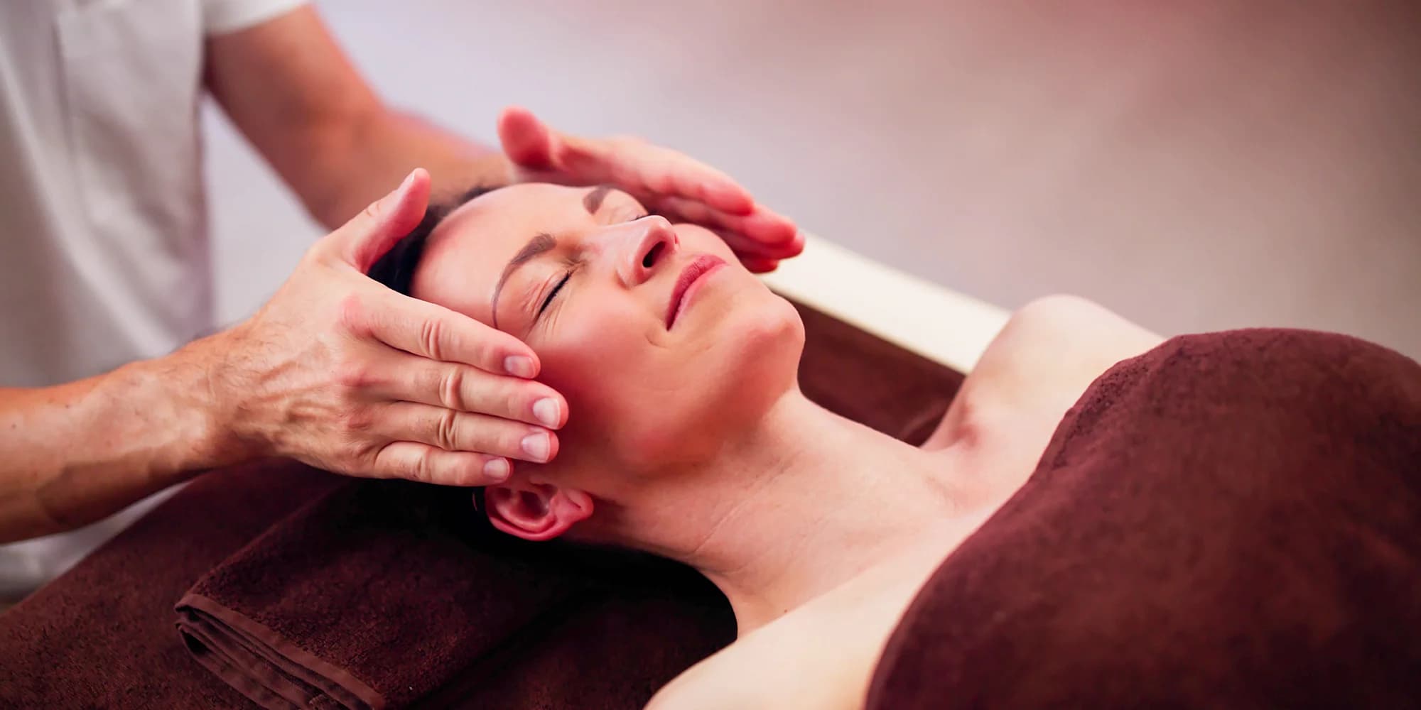 Relaxační či baňková masáž i kombinace s Reiki, 40 až 60 minut