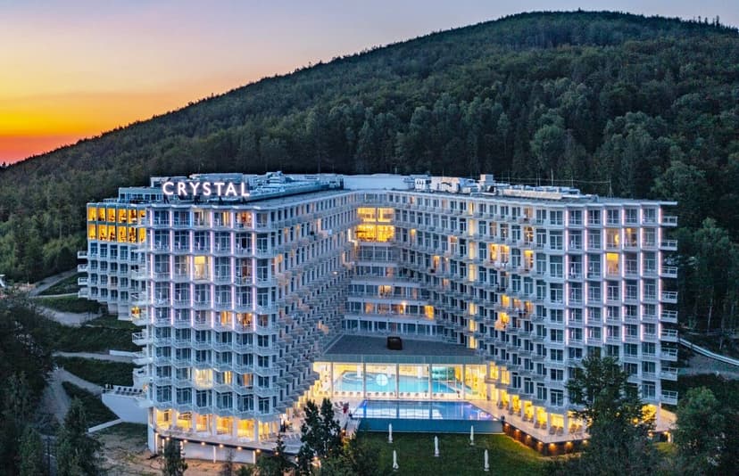5* hotel Crystal Mountain, snídaně, wellness, pro 2+1