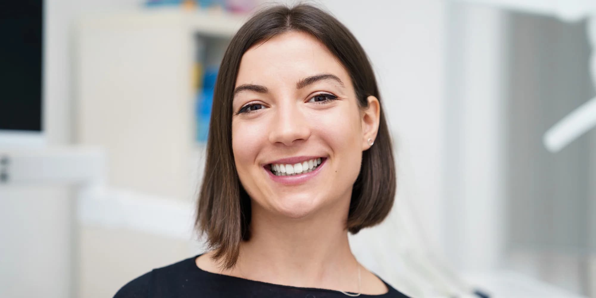 Postarejte se o zuby: dentální hygiena včetně pískování Air-flow