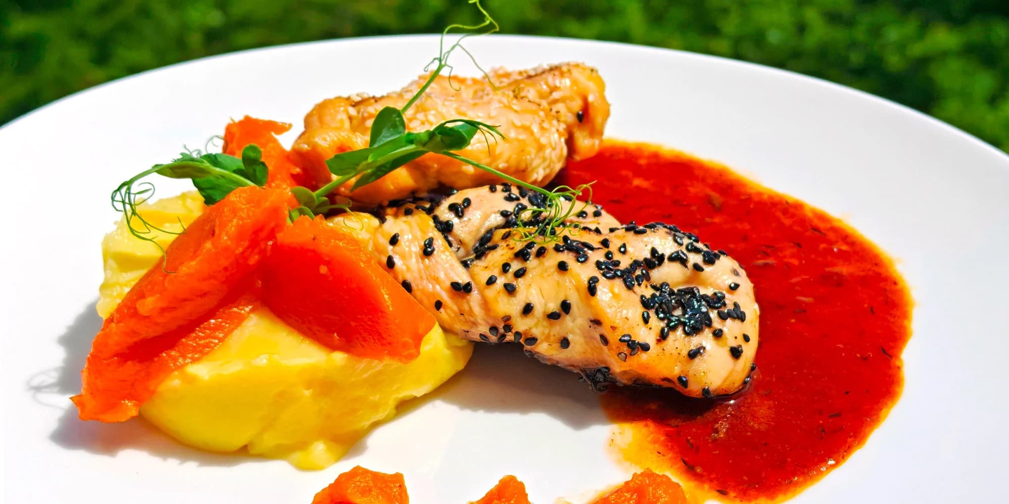 Tříchodové menu s klokaní kýtou a lahví vína podle výběru pro 2 osoby