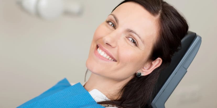 Dentální hygiena včetně Airflow i pro zuby s rovnátky nebo děti do 12 let