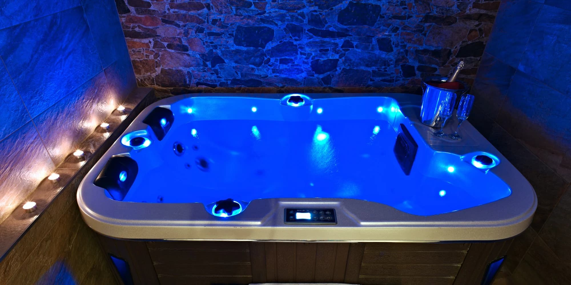 Privátní wellness se saunou, pizzou a billiardem pro 2 osoby: 1–3 hod