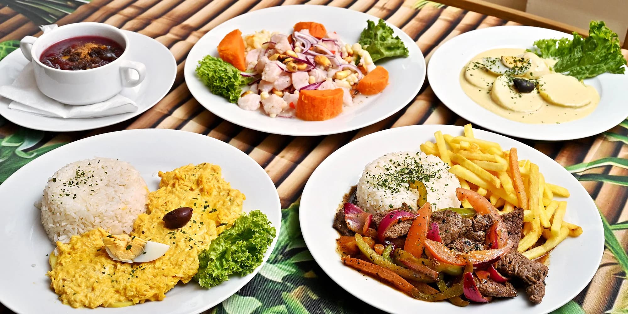 Peruánské menu o třech chodech pro 2 osoby: hlavní jídlo výběrem ze 4 druhů