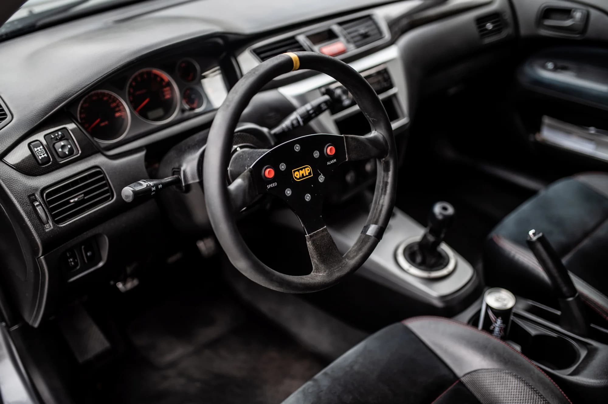 Rally jízda v Mitsubishi Lancer EVO IX: 15–60 min. řízení či spolujízdy