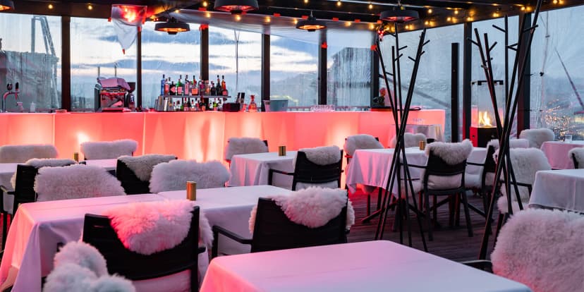 Pytloun Sky Bar & Restaurant Prague: voucher v hodnotě 1000-2000 Kč na drinky i jídlo
