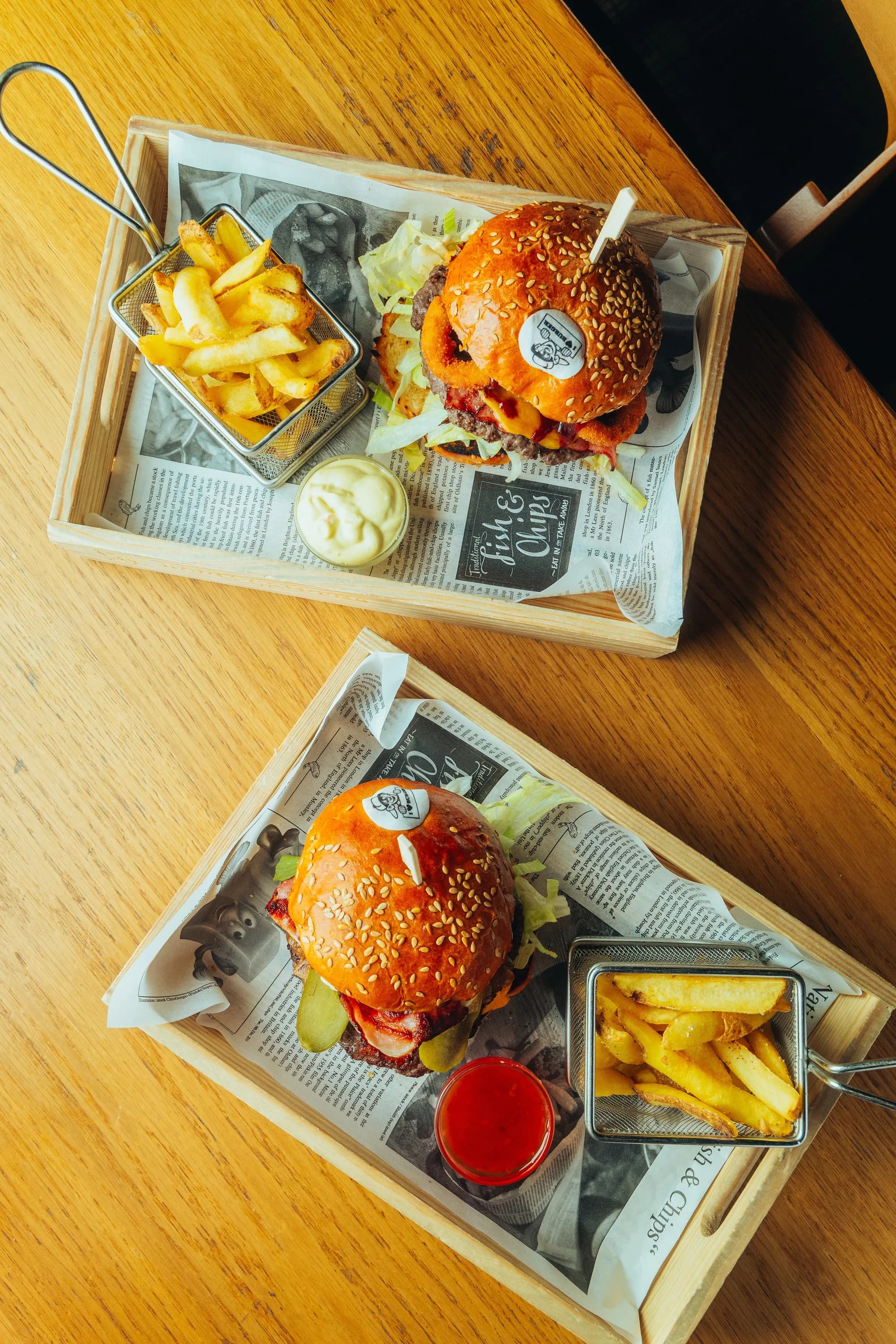 Za dobrotou do Olomouce: 1 nebo 2 burgery dle výběru s hranolky a omáčkou