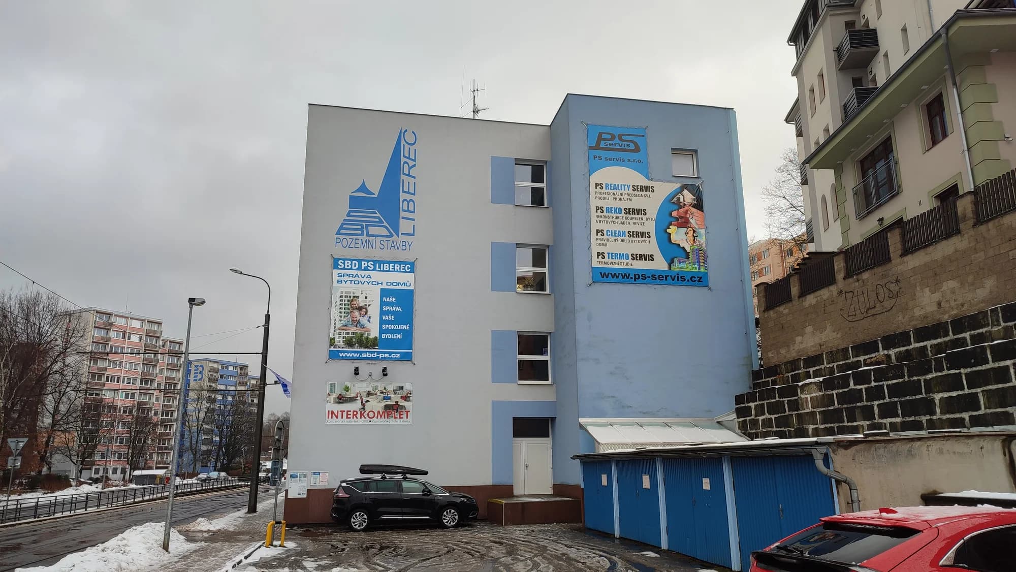 Dárkové poukazy na masáže a jiné procedury v hodnotě 900 až 2000 Kč