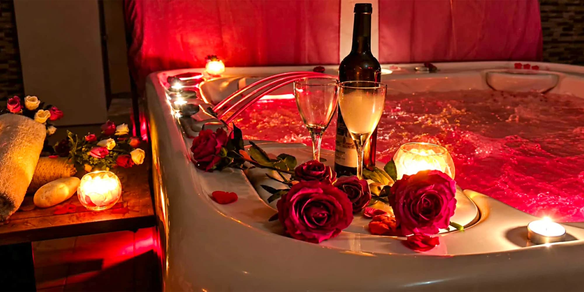 Relax ve dvou: privátní wellness vč. vína a romantické výzdoby, 30 nebo 60 minut