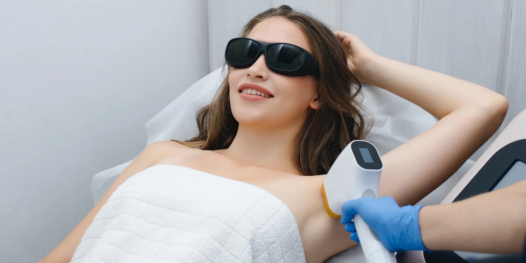 Dámská laserová epilace: brada, horní ret, podpaží, ruce, nohy i bikiny