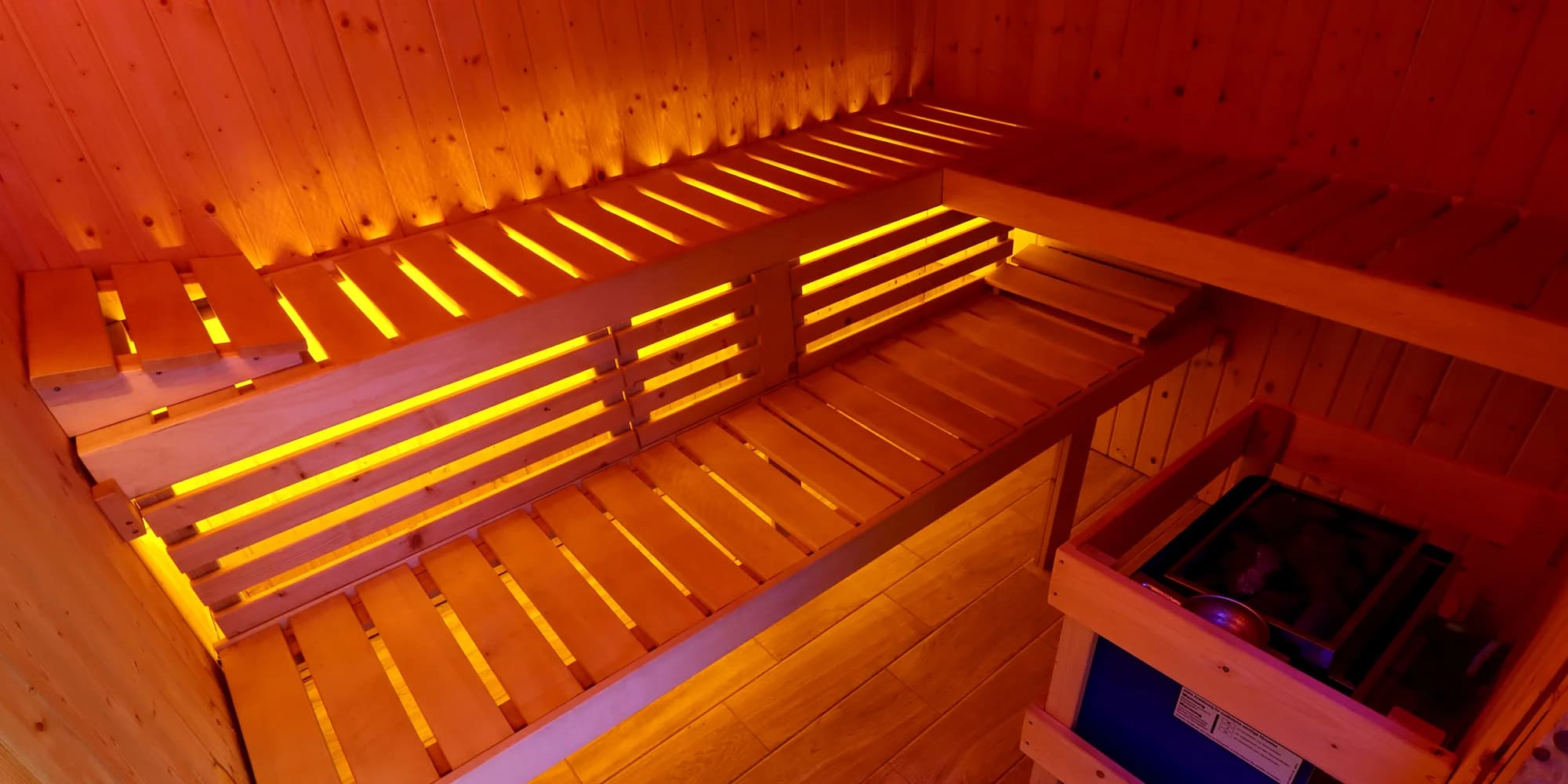 Privátní wellness: finská sauna nebo vířivka na 60 nebo 120 minut pro 2 osoby