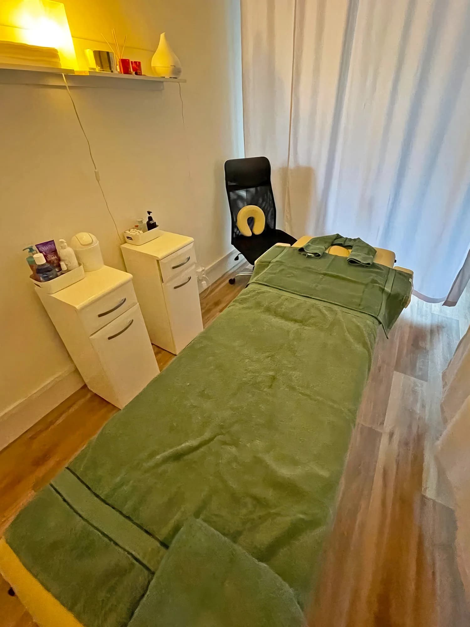 Dopřejte si relax: masáž zad a šíje nebo celého těla, 30–⁠⁠⁠⁠⁠⁠60 min.
