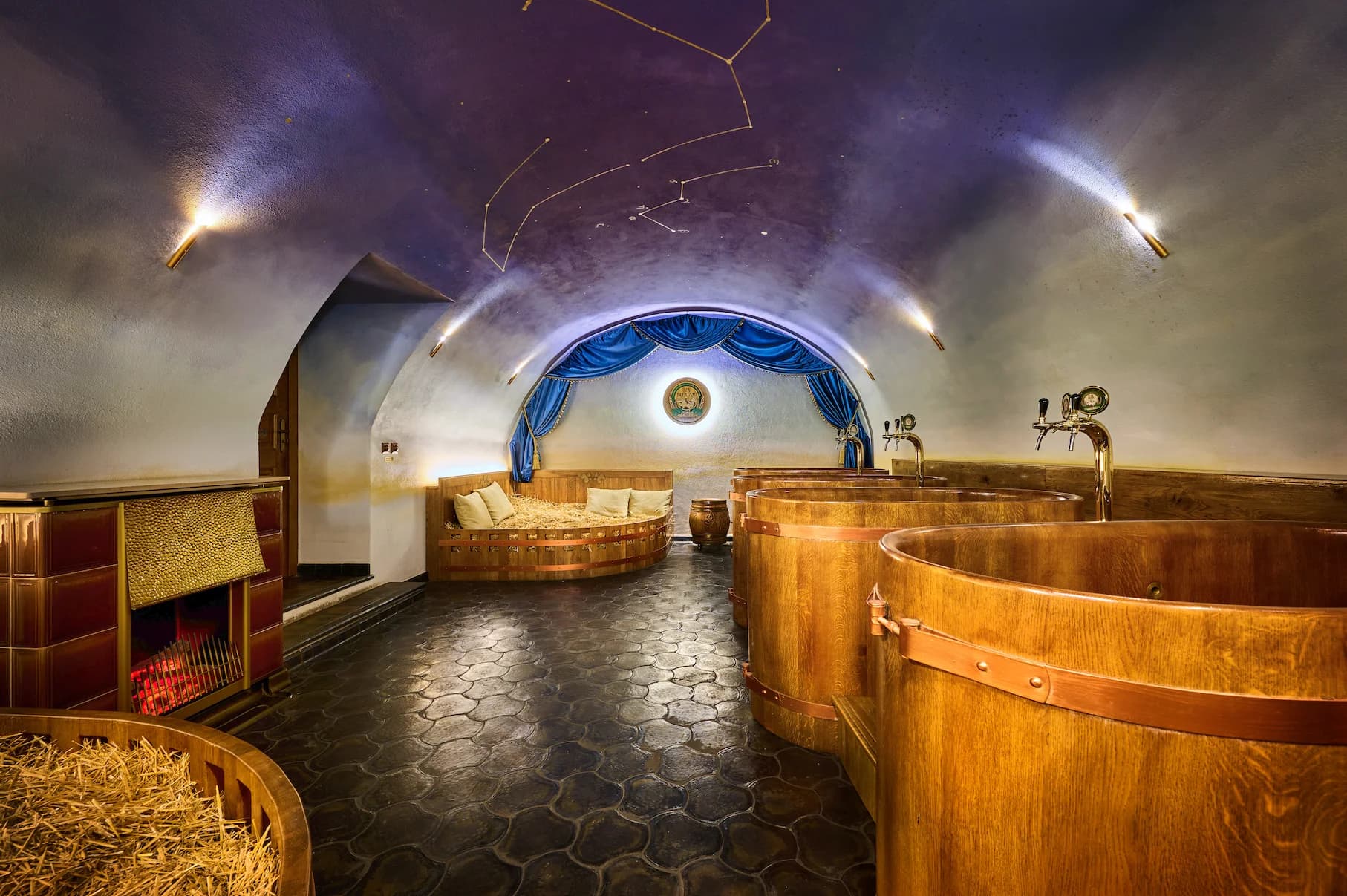 Zámecký odpočinek v Beer spa Beerland: pivní koupel pro 1 nebo 2 osoby a kosmetika