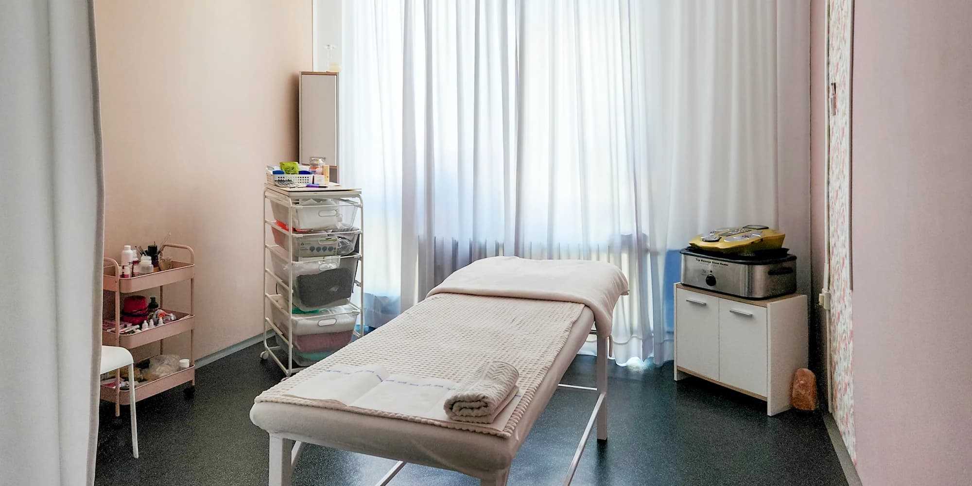 Masáž dle výběru: medová či lymfatická na 60 minut nebo 90minutová all inclusive