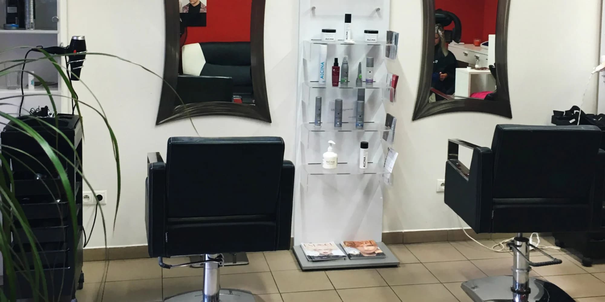 Nové vlasy: zesvětlení pomocí balayage i tónování, střih a styling pro všechny délky vlasů