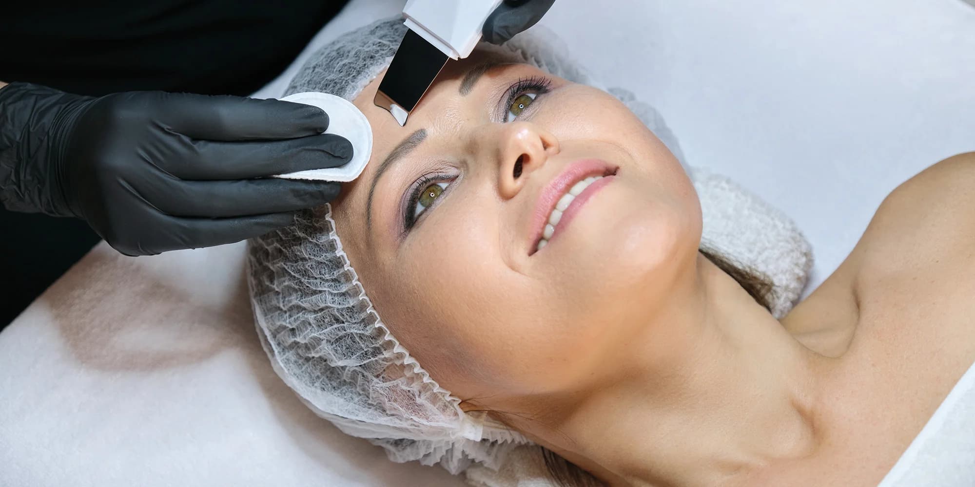 Kosmetické ošetření: čištění, LED terapie, masáž, lash lifting i laminace obočí