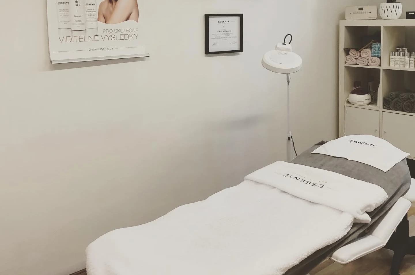 Zdravá a zářivá pleť: hydratační a liftingové kosmetické ošetření pleti