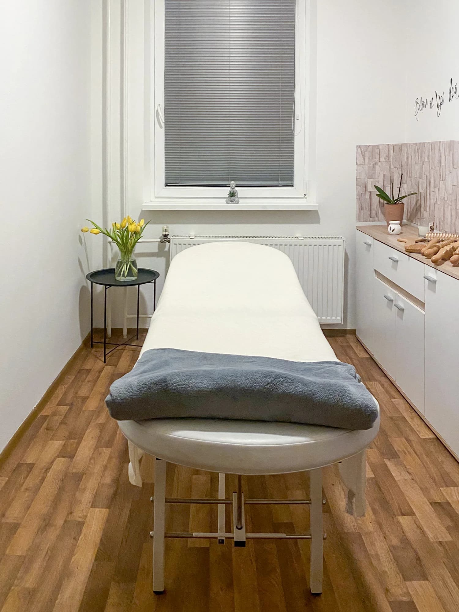 Základní kosmetické ošetření v délce 60 min.: čištění, peeling, masáž i maska
