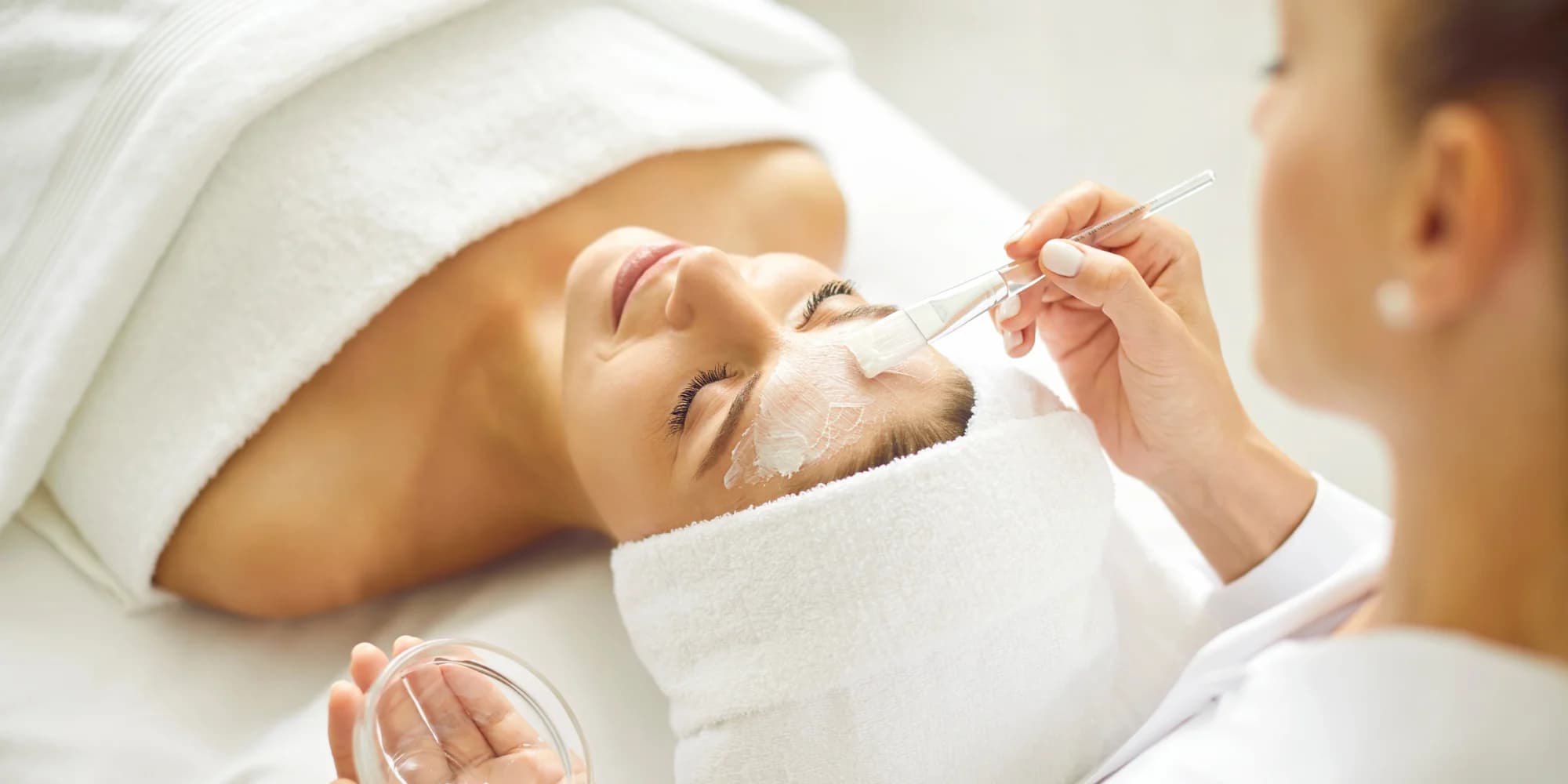 Bio lifting dekoltu či obličeje a krku nebo neinvazivní mezoterapie pleti