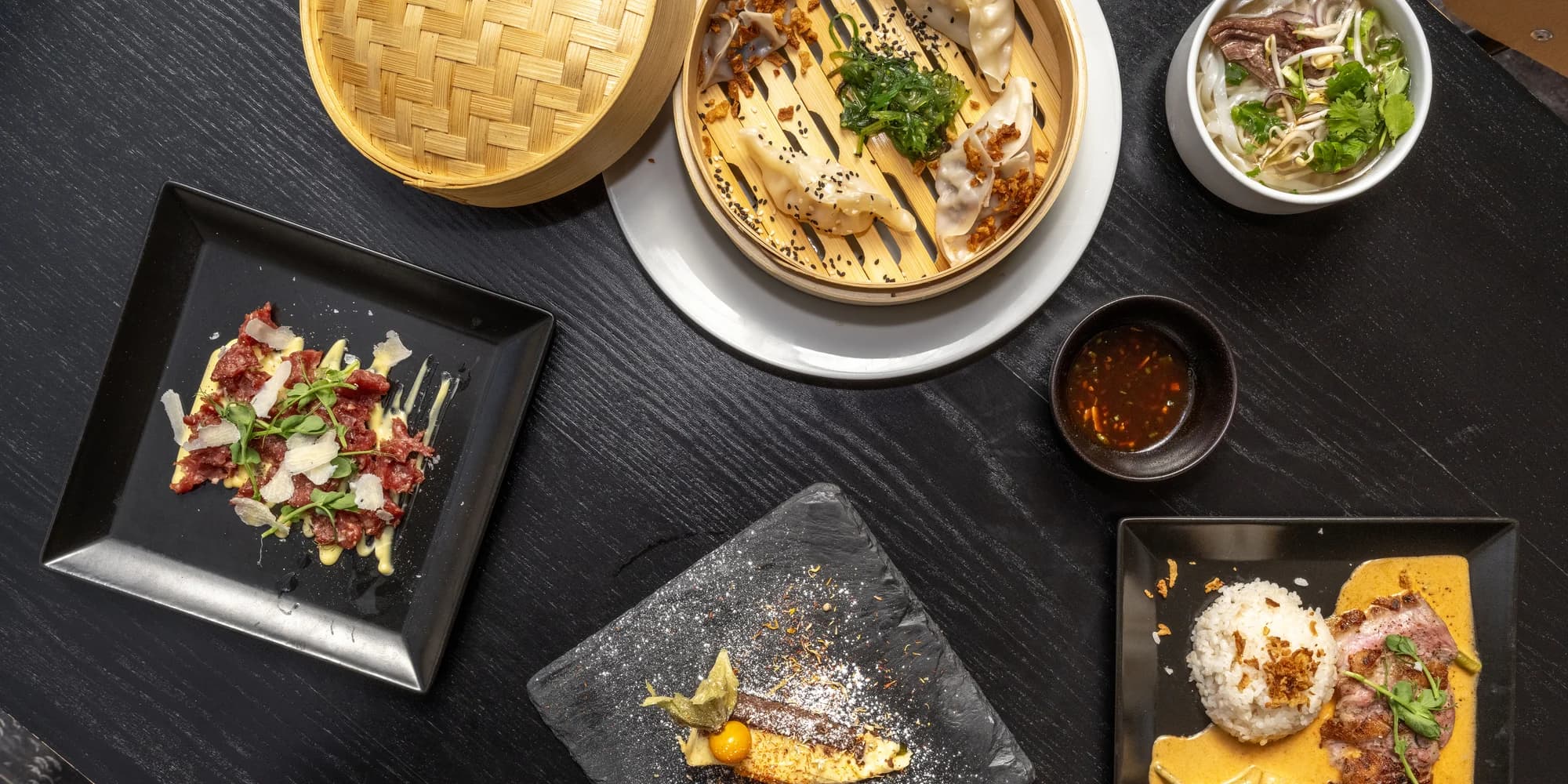 Asijské fusion degustační menu: Wagyu, steak ze svíčkové i kachna na kari