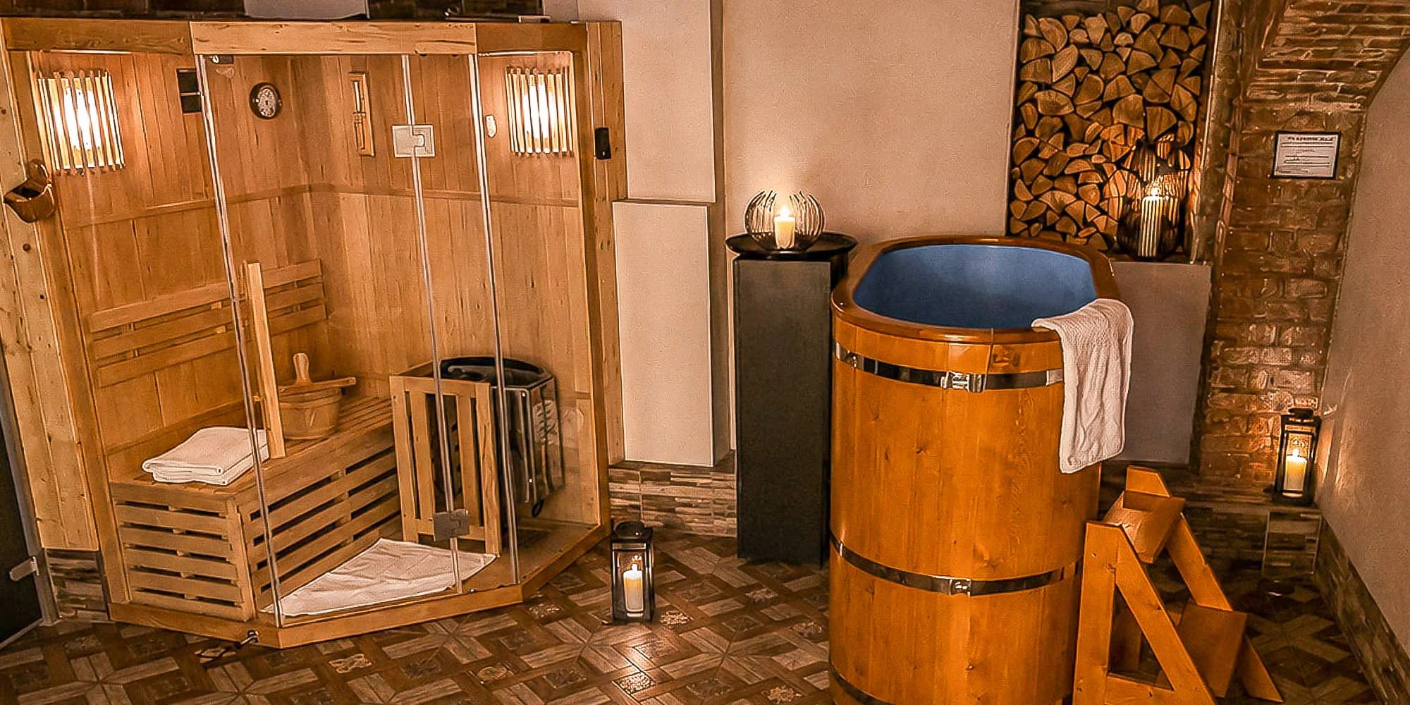 Privátní spa vč. prosecca i koupele pro 2 osoby: lázeň, sauny i relax místnost