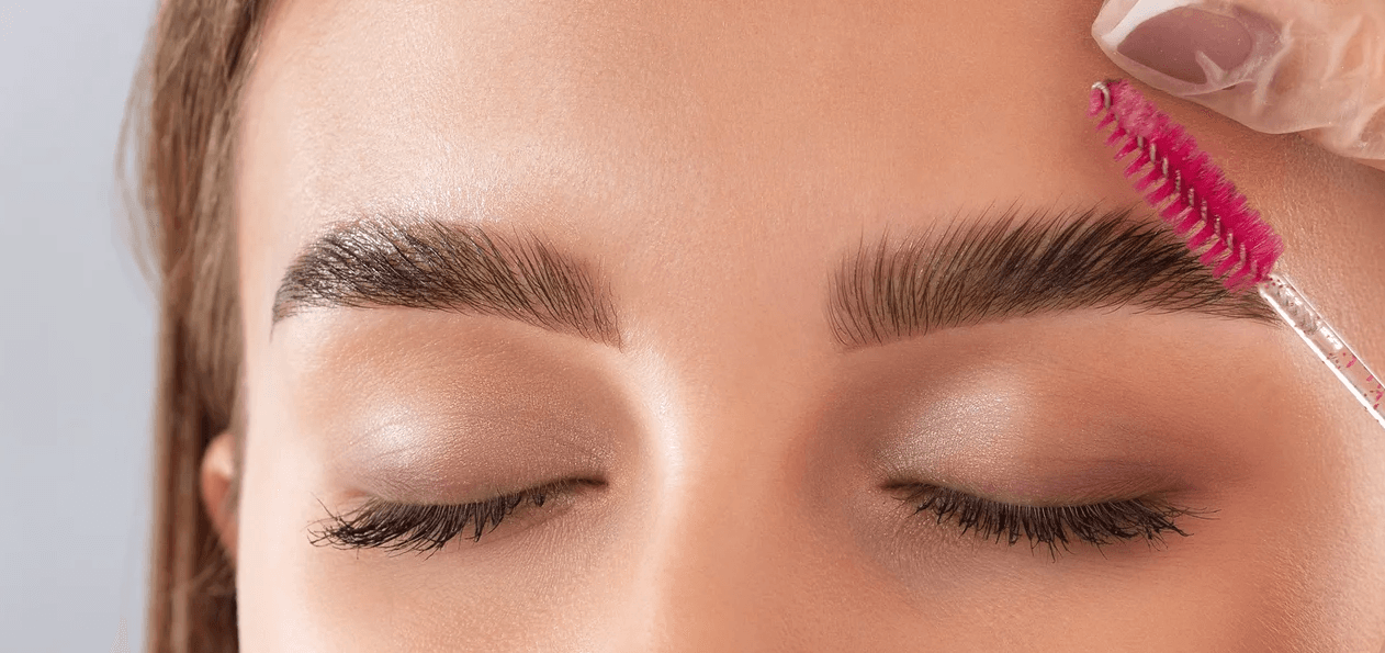 Laminace obočí vč. výživy a barvení