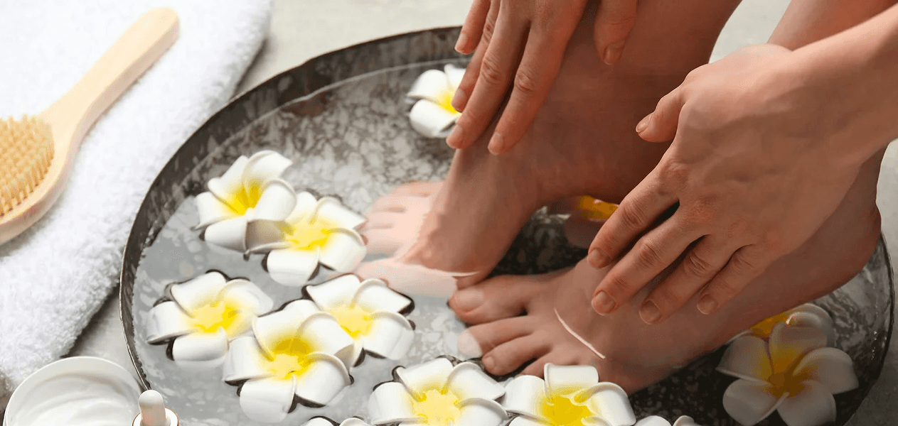 Mokrá pedikúra s P-shine pro 1 osobu