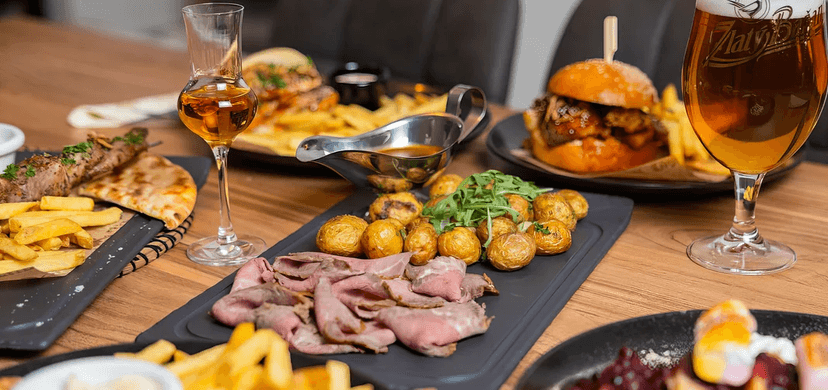 Otevřený voucher v hodnotě 1 000 Kč do restaurace Black House