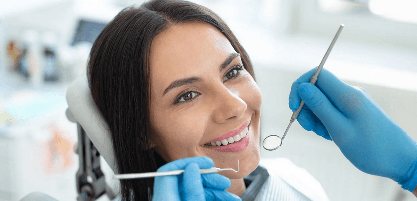 Důkladná dentální hygiena včetně Air Flow pro váš zářivý úsměv