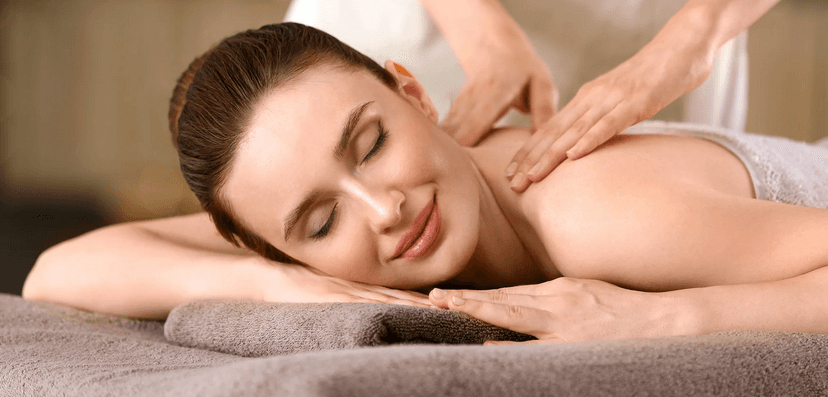 Masáž lávovými kameny (40 min.) pro 1 osobu