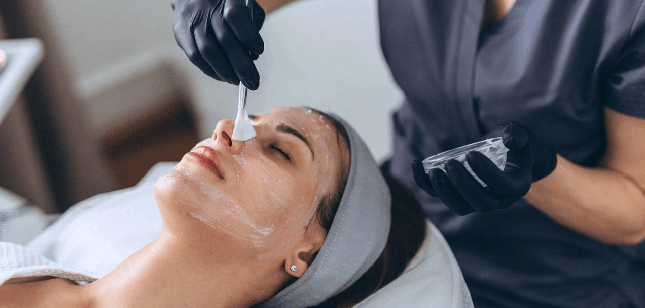 Celkové kosmetické ošetření pleti s masáží