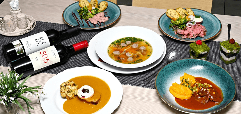 Svatební šestichodové degustační menu vč. lahve vína pro 2 osoby 