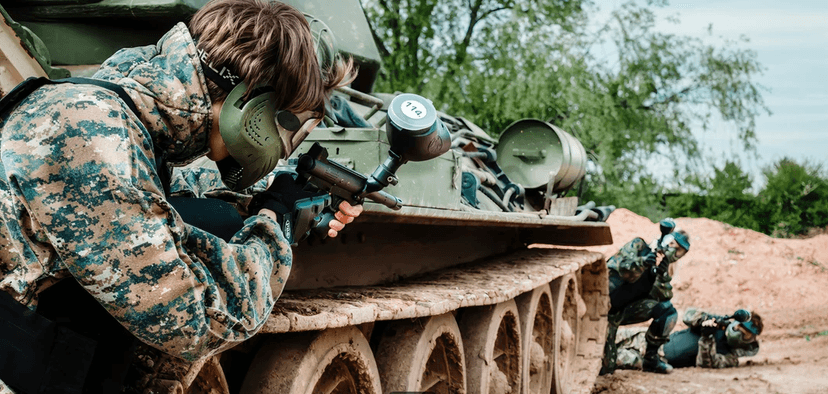 4 hodiny paintballu v Brně s komplet výbavou, kuličkami a občerstvením