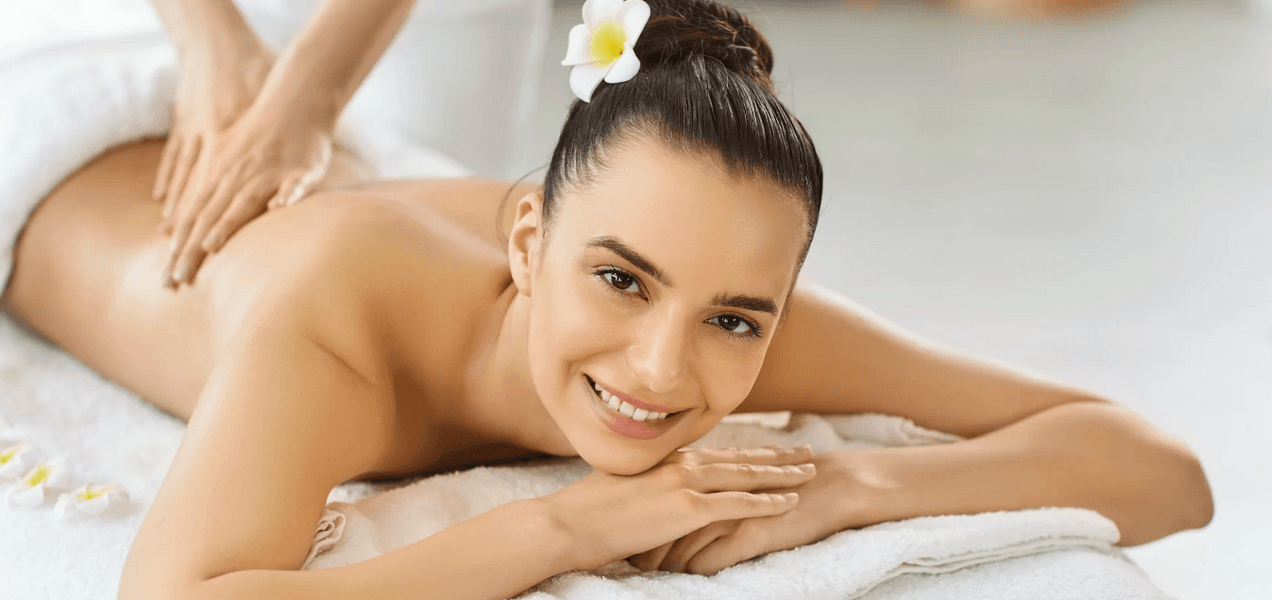 60 minut péče: masáž a teplý polštář 