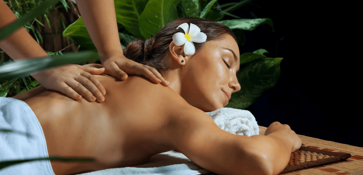 Hýčkání pro nejnáročnější: masáž dle výběru, lázeň i oxygenoterapie