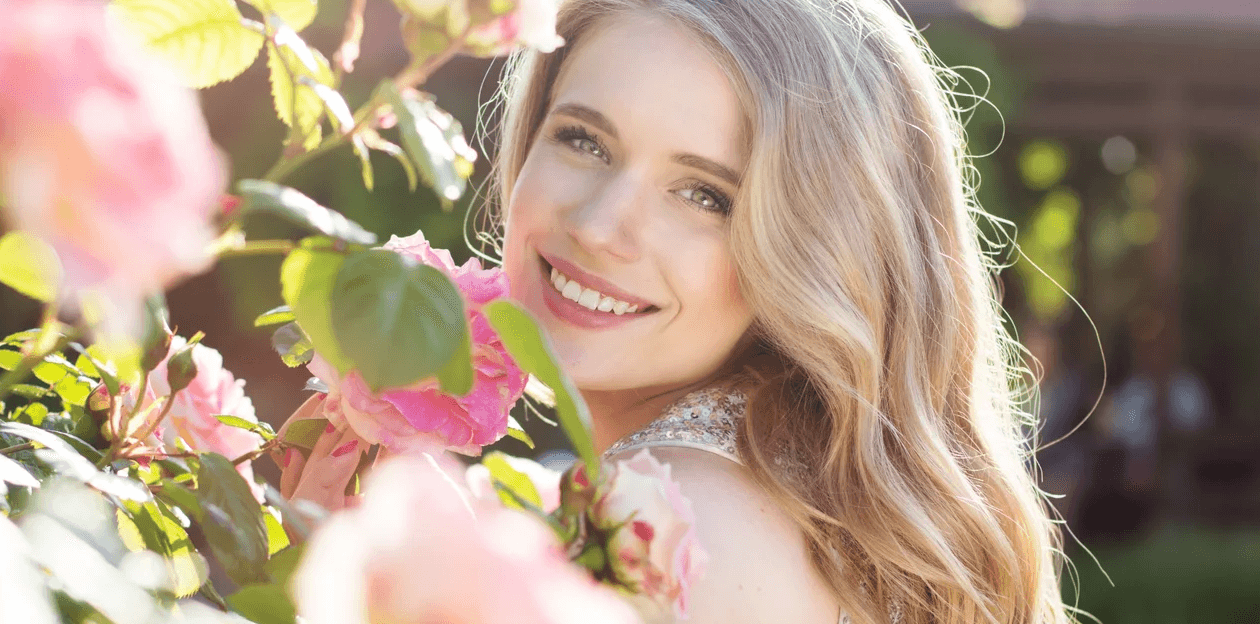 Růžový sen: luxusní kosmetické ošetření pleti s kyselinou hyaluronovou a růžovým olejem