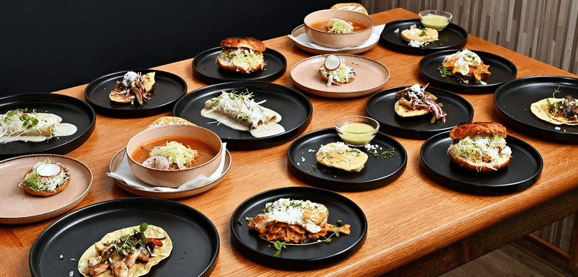 Mexické fusion degustační menu pro dva: předkrmy, tacos i pěna z manga 