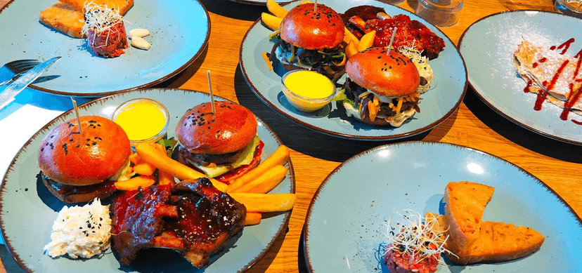 3chodové menu s miniburgery pro 2 osoby