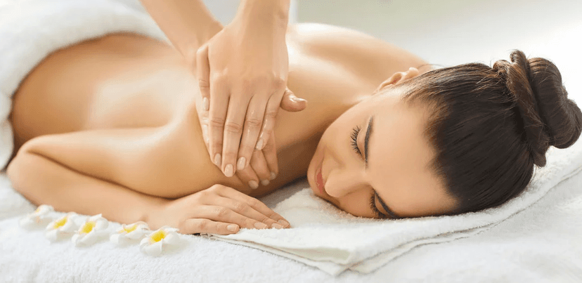 Masáž dle výběru v délce 30–120 minut: sportovní, relaxační či proti bolesti zad