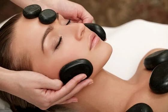 Maderoterapie, indická masáž a lávové kameny: 25-70min. relax pro tělo i mysl