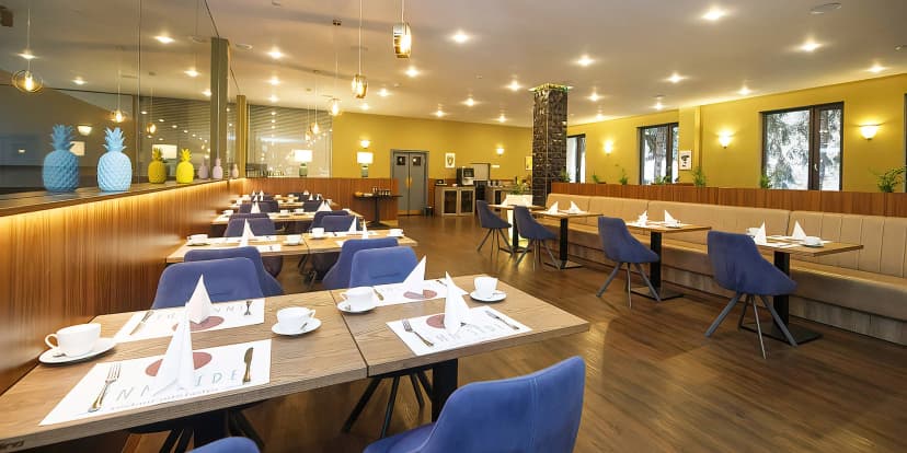 Voucher v hodnotě 500-1000 Kč na jídlo i pití do restaurace INN SIDE