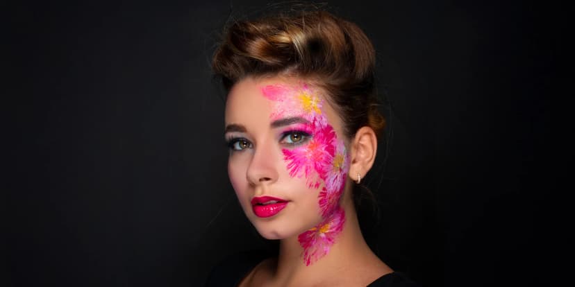 Základní kurz líčení pro 1 či 2 osoby i s balíčkem produktů Mary Kay v hodnotě 500 Kč