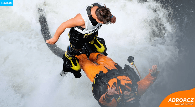 Tandemová lekce flyboardingu