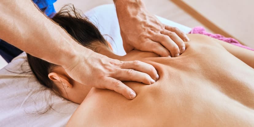 Relax pro tělo i mysl: sportovní nebo relaxační masáž na 60 či 90 minut