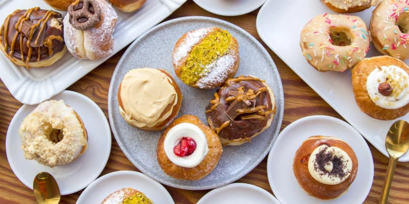 Minikoblihy a minidonuty: mix 2 až 18 kousků těch nejlepších příchutí z vyhlášené Koblihy