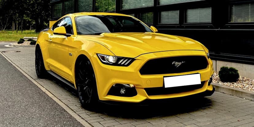 Ford Mustang 5.0 GT: 30 min. řízení nebo zapůjčení až na 24 hod.