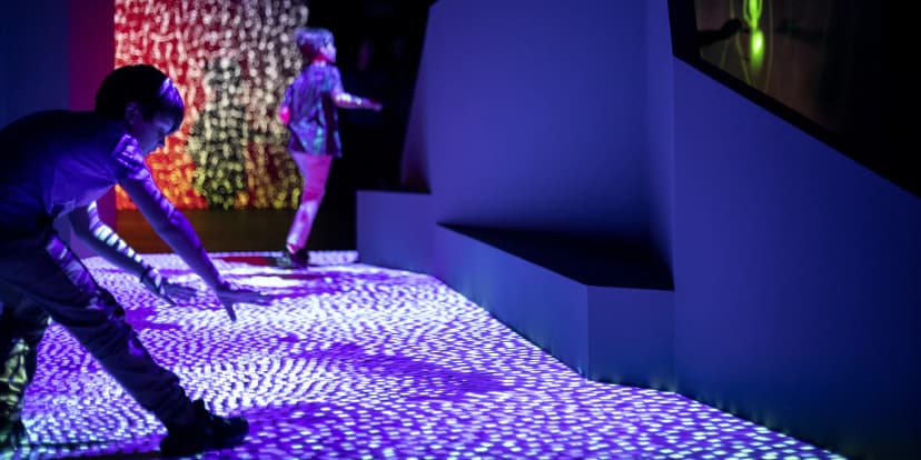 Galerie digitálního a audiovizuálního umění Lumia s celým nově otevřeným patrem
