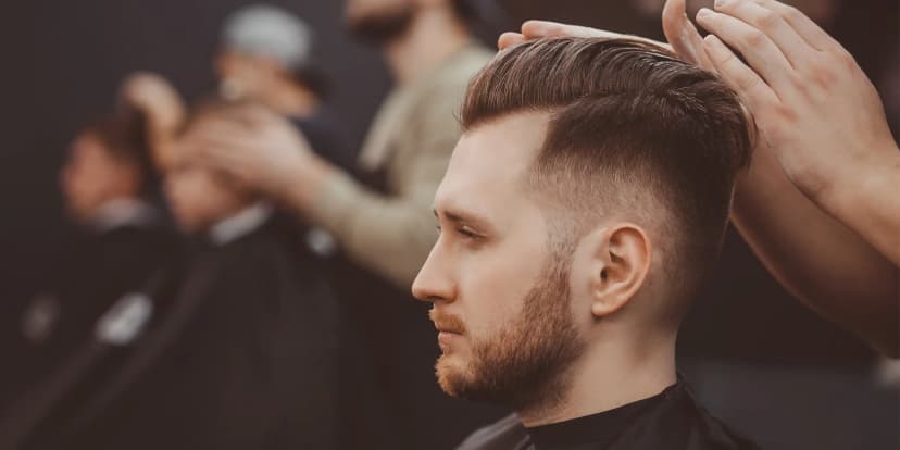 Váš vzhled visí na vlásku: stříhání, holení i komplet péče od barbera v Mostě