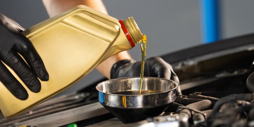 Výměna oleje, filtr a diagnostika vozu: rychlý servis pro osobní i užitkové automobily