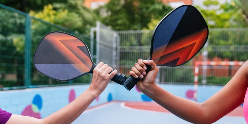 Zahrajte si beachvolejbal, tenis, pickleball nebo padel ve Sportparku