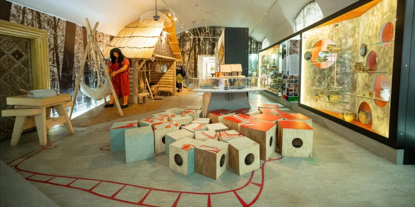 Vstupenky do prostějovského muzea: stálé expozice o historii, archeologii, Jiřím Wolkerovi aj.